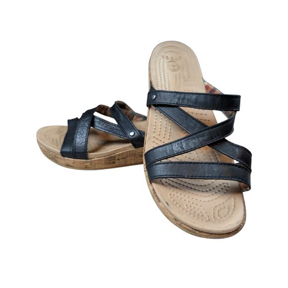 Crocs A Leigh Cork Wedge Sandals Women’s Size 7 Black Strappy Slip On Shoes - Picture 1 of 11
